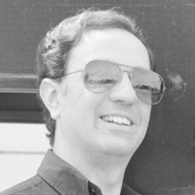 gonzbonner2129 - Freelance Graphic Designer