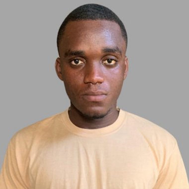 Akouete R. - Freelance Social Media Freelancer