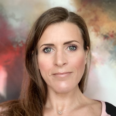 KateW - Freelance Brand Designer