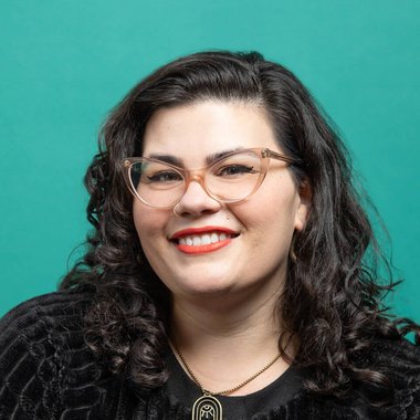 Kat M. - Freelance Logo Designer