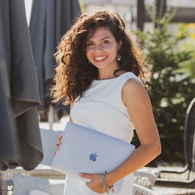Paola S. - Freelance Ugc Creator