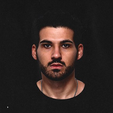 barondiadio - Freelance Graphic Designer