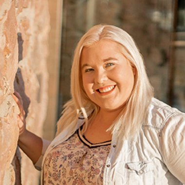 Akasha W. - Freelance Web Developer