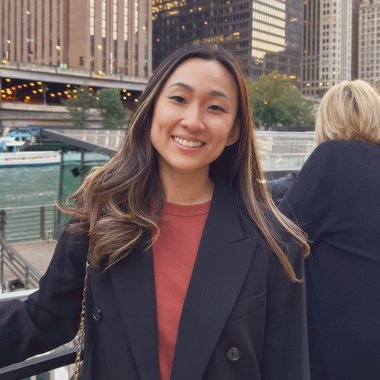 Zoe T. - Freelance Social Media Manager