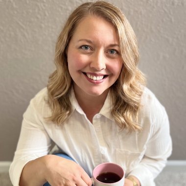 Shanna F. - Freelance Copywriter