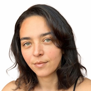 Bianca H. - Freelance Brand Designer