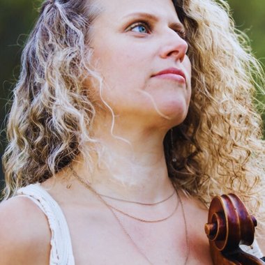 Ruti C. - Freelance Cellist