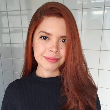 Alexandra S. - Freelance Product Marketer