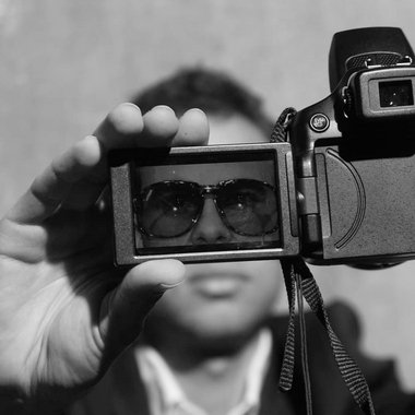 LEO S. - Freelance Video Editor