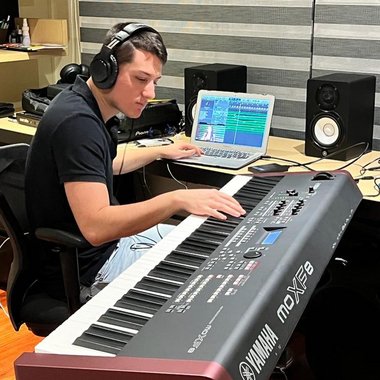 Sebastian R. - Freelance Sound Editor