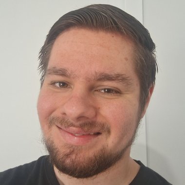 Cambell G. - Freelance Assistant Editor