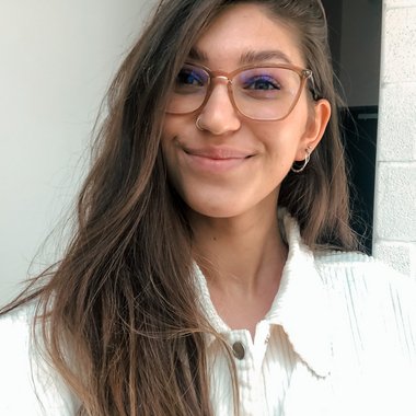 Emilija G. - Freelance Community Manager