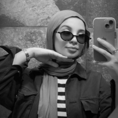 Hiba L. - Freelance Web Designer