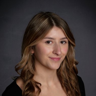 Jordyn T. - Freelance Copywriter