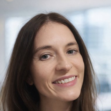 Ewelina K. - Freelance Community Manager