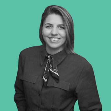 Greta - Freelance Graphic Designer