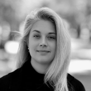 Cecilia E. - Freelance Content Strategist