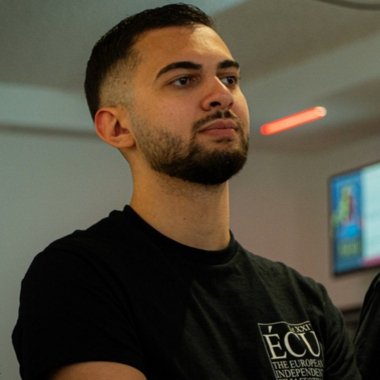 SPYROS Z. - Freelance Filmmaker
