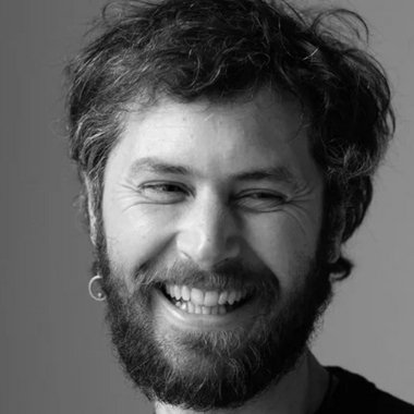 Andrea B. - Freelance Ui Designer