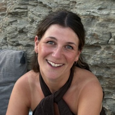 Ariella W. - Freelance Image Editor