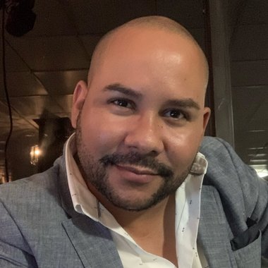 edwinsantiagopr - Freelance Voiceover Artist