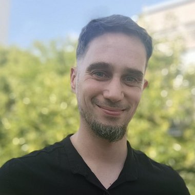 Matias C. - Freelance Background Designer