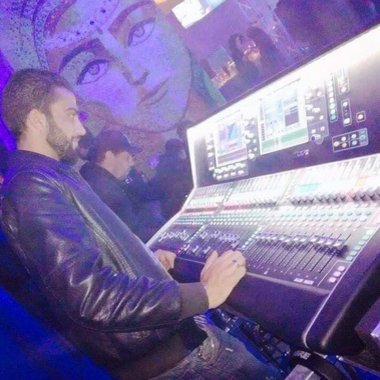 Nidhal B. - Freelance Studio Manager