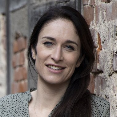 Simone J. - Freelance Marketer