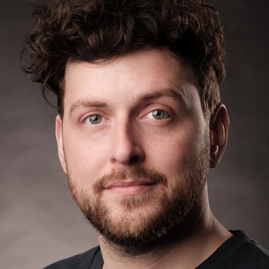 Harry D. - Freelance Voiceover Artist