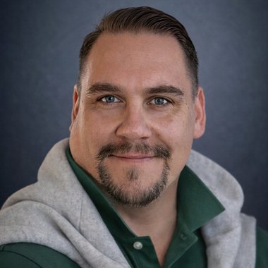 Victor S. - Freelance Actor