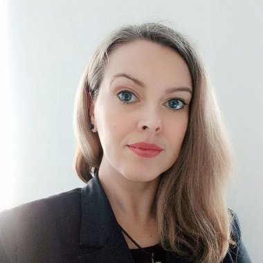 Marina L. - Freelance Brand Designer