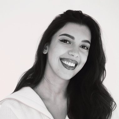 Cristina C. - Freelance Social Media Manager