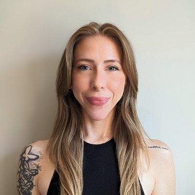 Mariana D. - Freelance Book Illustrator