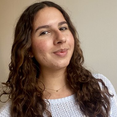 Emanuelle T. - Freelance Digital Marketer