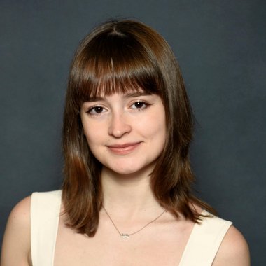 santosbeatriz - Freelance Brand Designer