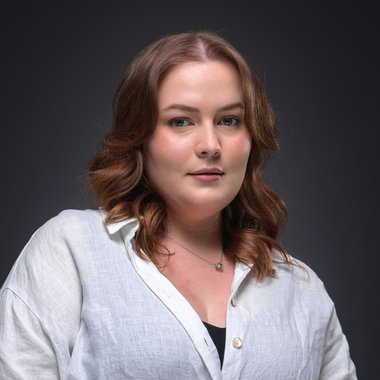 Jessica E. - Freelance Cellist