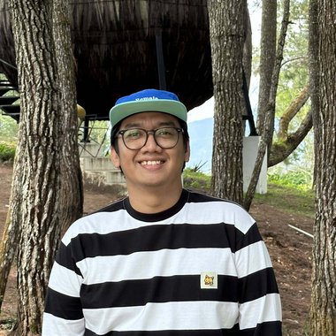 Rahmat R. - Freelance Brand Designer