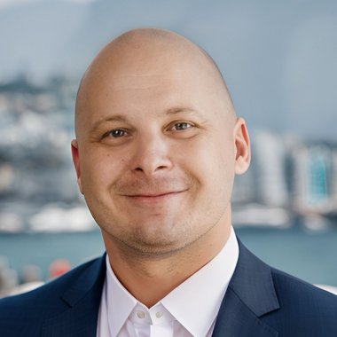 Andras F. - Freelance Writer
