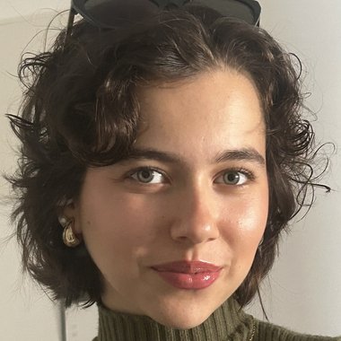 Maria A. - Freelance Content Creator