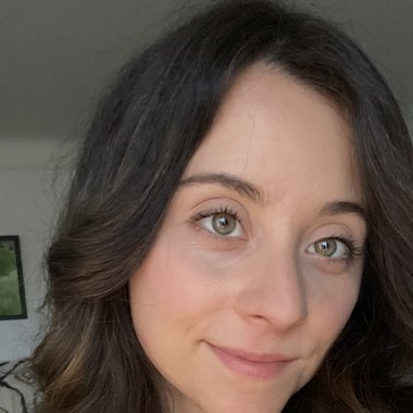 Emilybarman - Freelance Artist