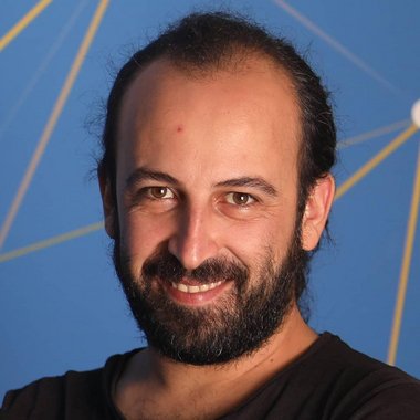 Reza H. - Freelance Presenter