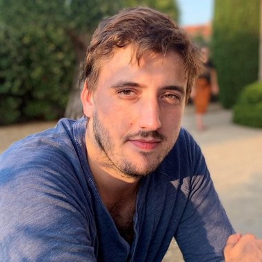 Oliver F. - Freelance Voiceover Artist