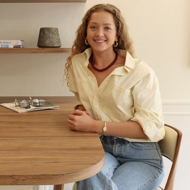 Olivia M. - Freelance 3d Visualizer