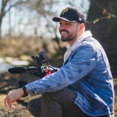 Dennis P. - Freelance Videographer