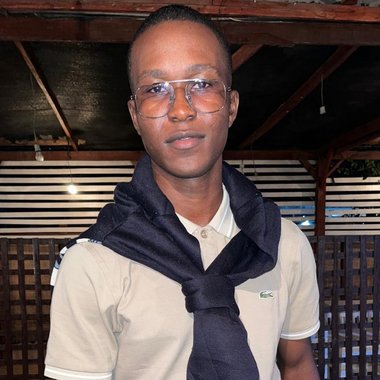 Edivaldo S. - Freelance Web Developer