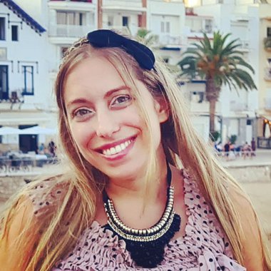 Stefania A. - Freelance Set Designer