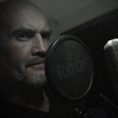 Grayton H. - Freelance Singer