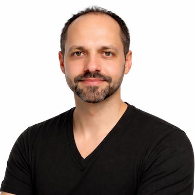 Igor S. - Freelance Web Developer