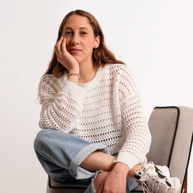 Esther H. - Freelance Graphic Designer
