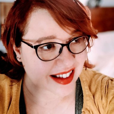 Lucy E. - Freelance Production Designer